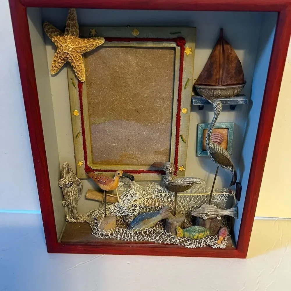3D Shadow Box Photo Frame - Picture 2 of 8